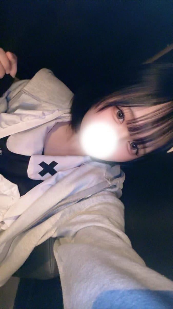 ろろのブログ写真「おくれしたがいます！」